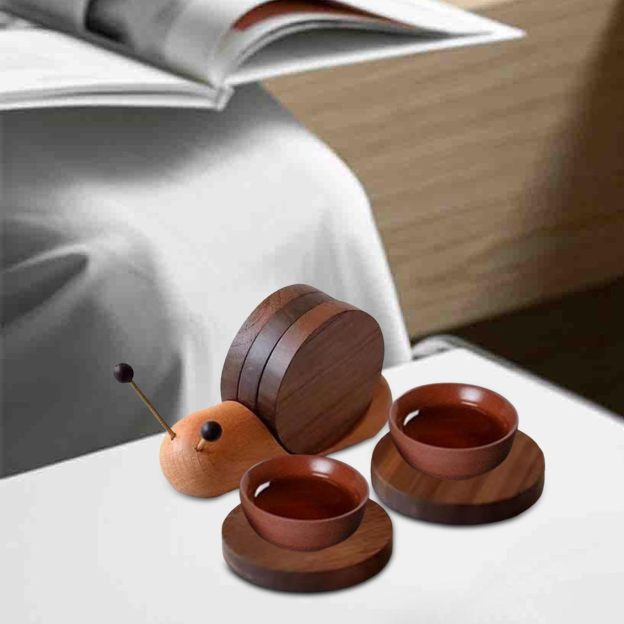 Snail Shape - Solid Wood Coaster Set