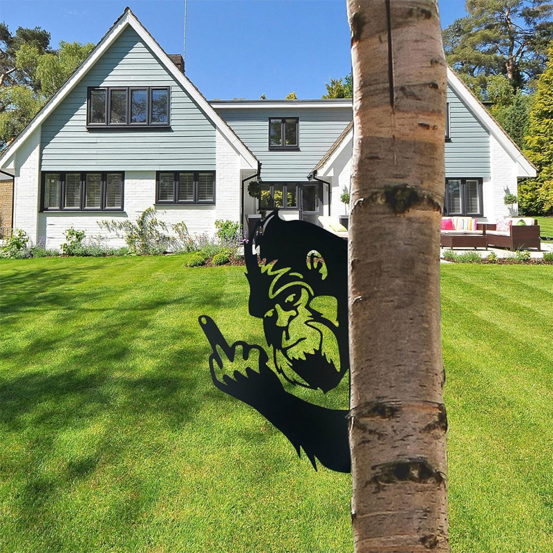 Fun and interesting hollowed-out animal metal wall decorations