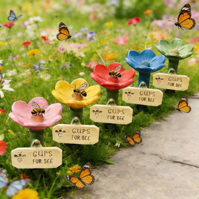 Flower-shaped resin water station