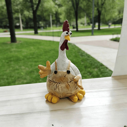 Couple rooster and hen decorative ornament