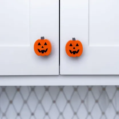 Cabinet door handle decoration