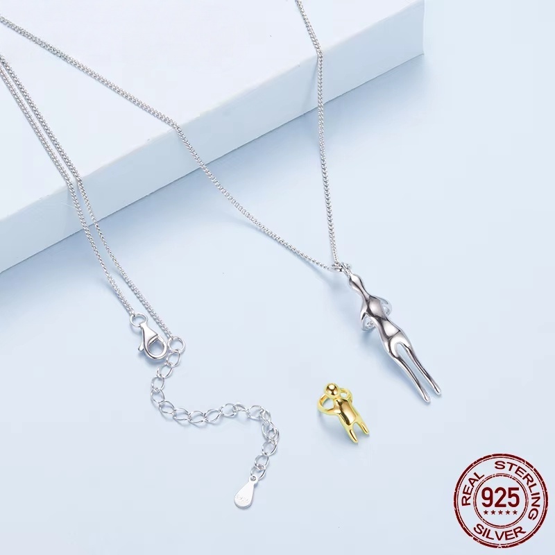 Hug Pendant Necklace