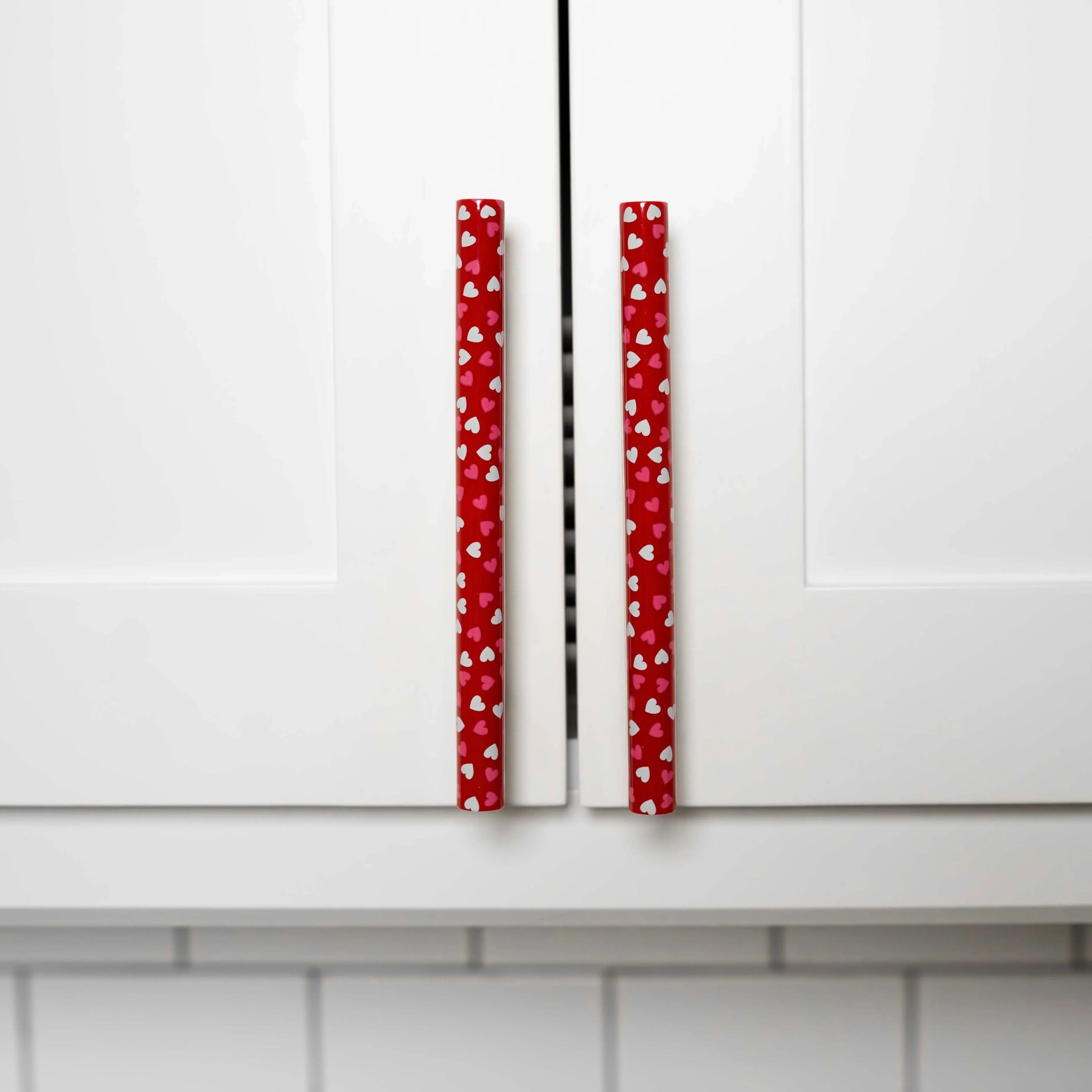 Cabinet door handle decoration