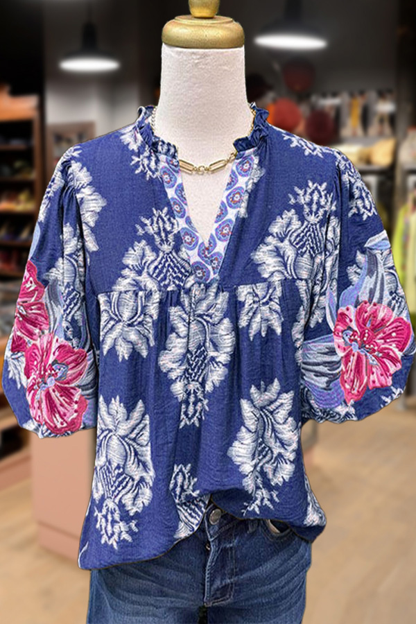 Embroidered Puff Sleeve Floral Top