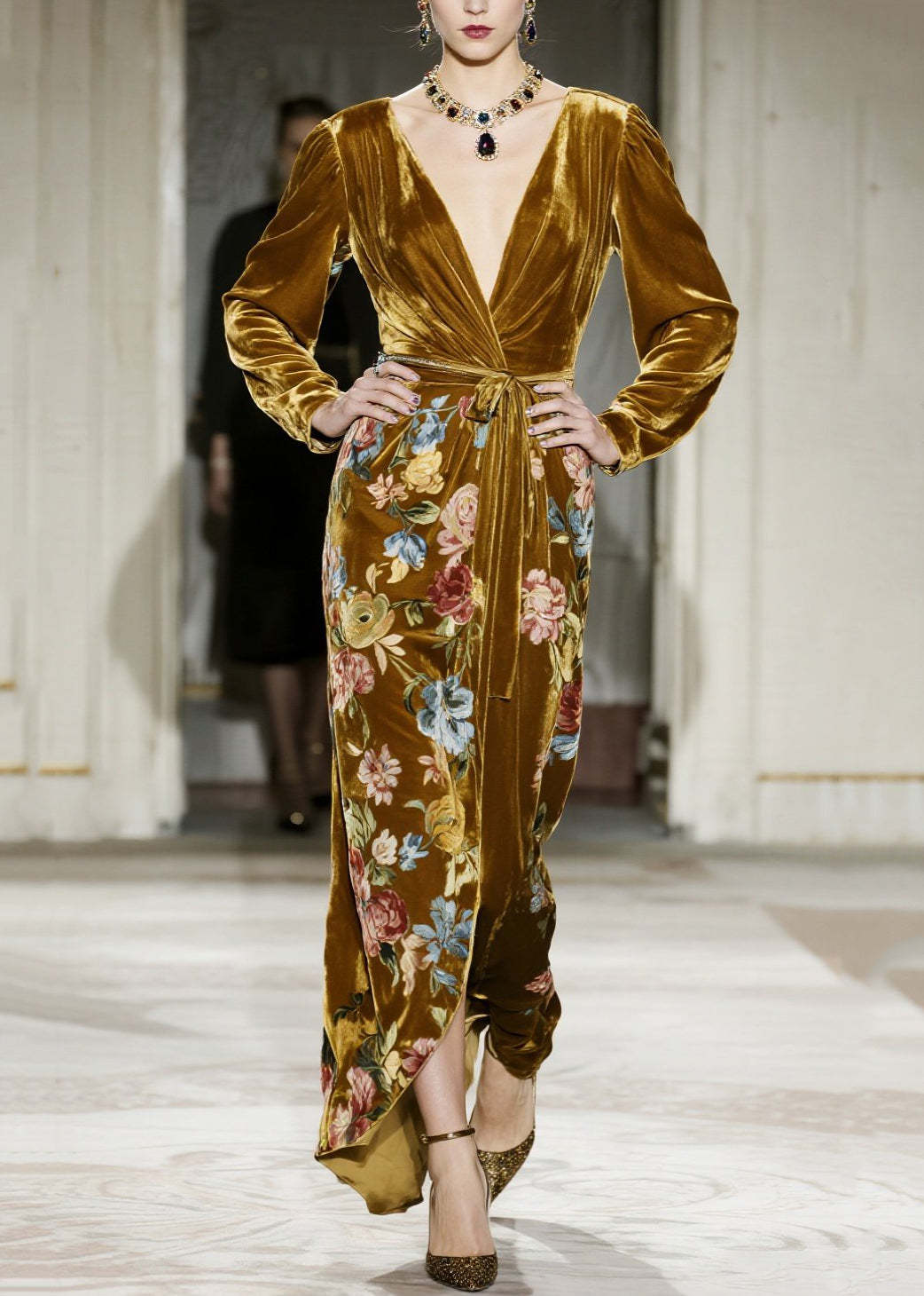 Elegant Yellow V Neck Print Velvet Maxi Dresses Fall