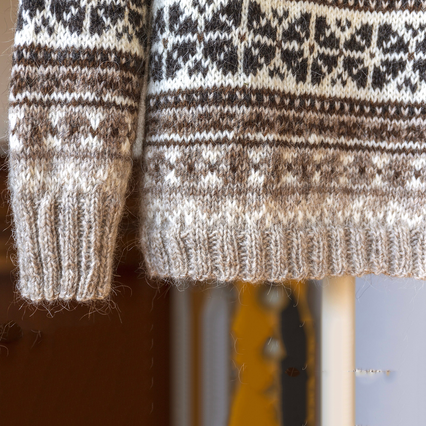 Vintage Snow Story Graphic Knitted Sweater