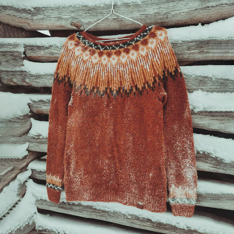 Vintage Contrast Wave Pattern Crew Neck Sweater