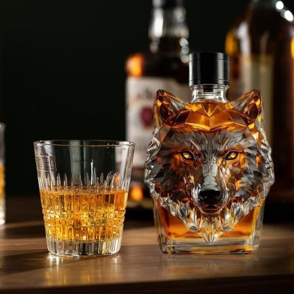 AlphaAroma™ | Wolf Whiskeyflasche
