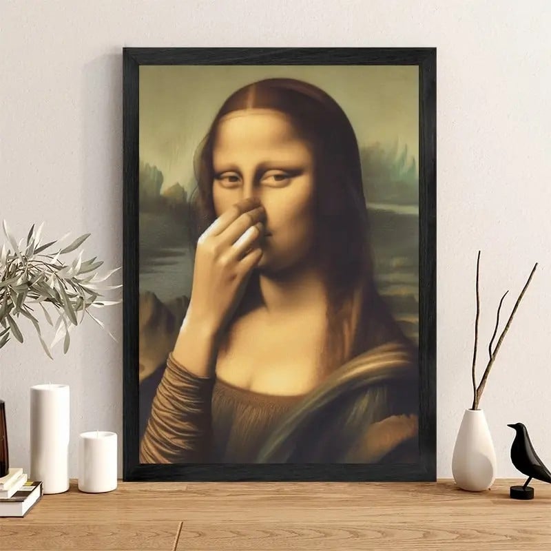 Rolig Badrumstavla i Canvas – Mona Lisa med Lekfull Twist
