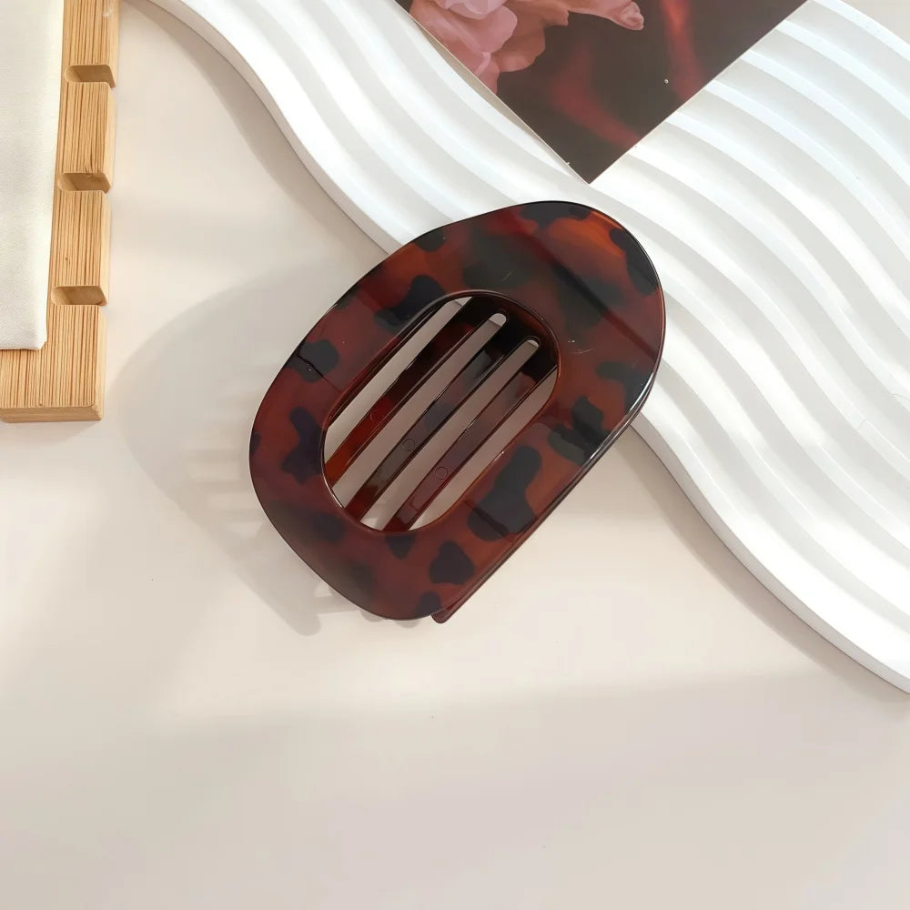 Geometrisk Hårklämma – Enkel Stil för Varje Tillfälle