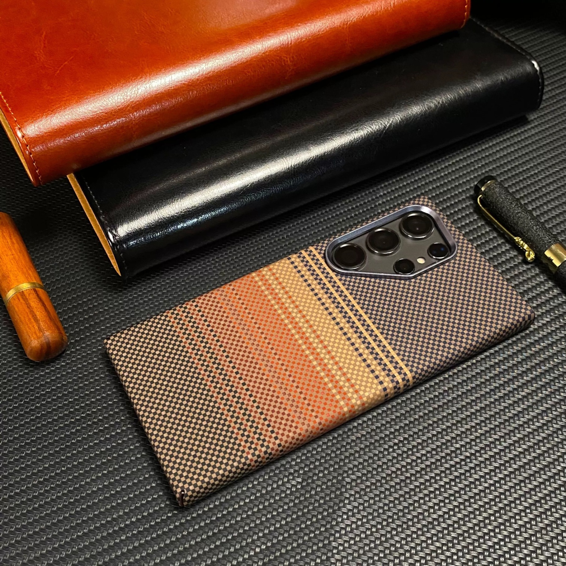 Magnetic Kevlar Carbon Fiber Pattern For Samsung