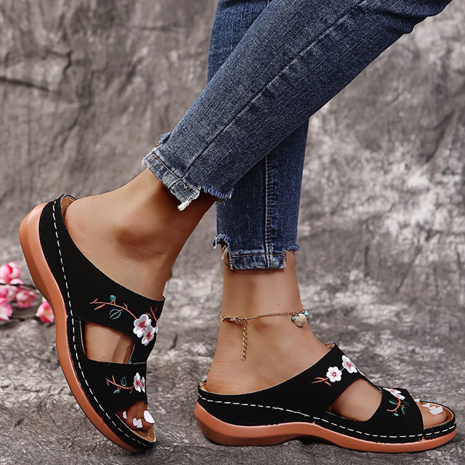 Women’s Floral Embroidered Wedge Sandals