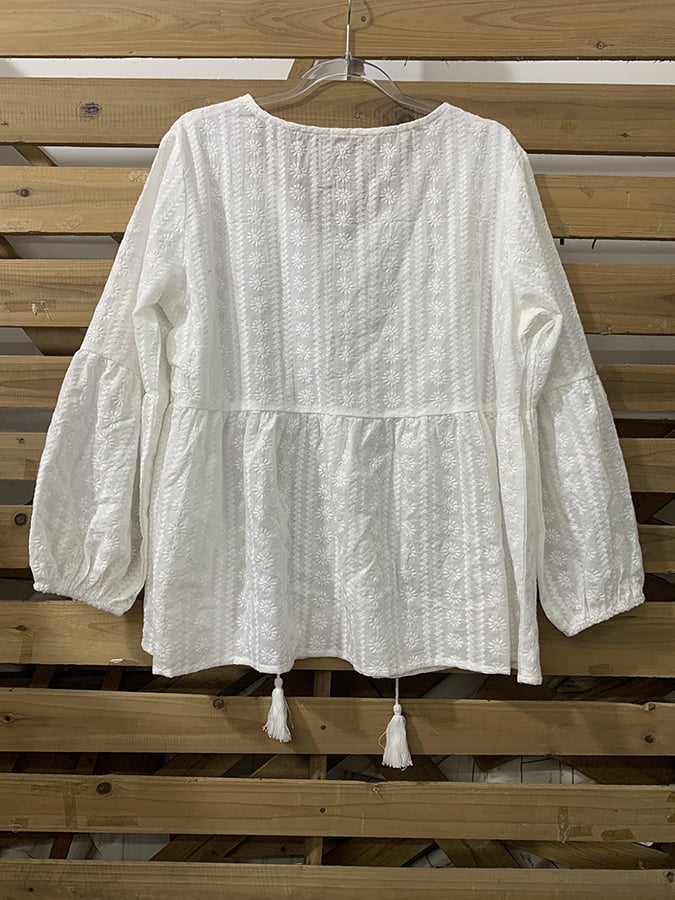 Women's Cotton Embroidery Solid Color V-Neck Loose Tie Lantern Sleeve 3/4 Sleeve Shirt