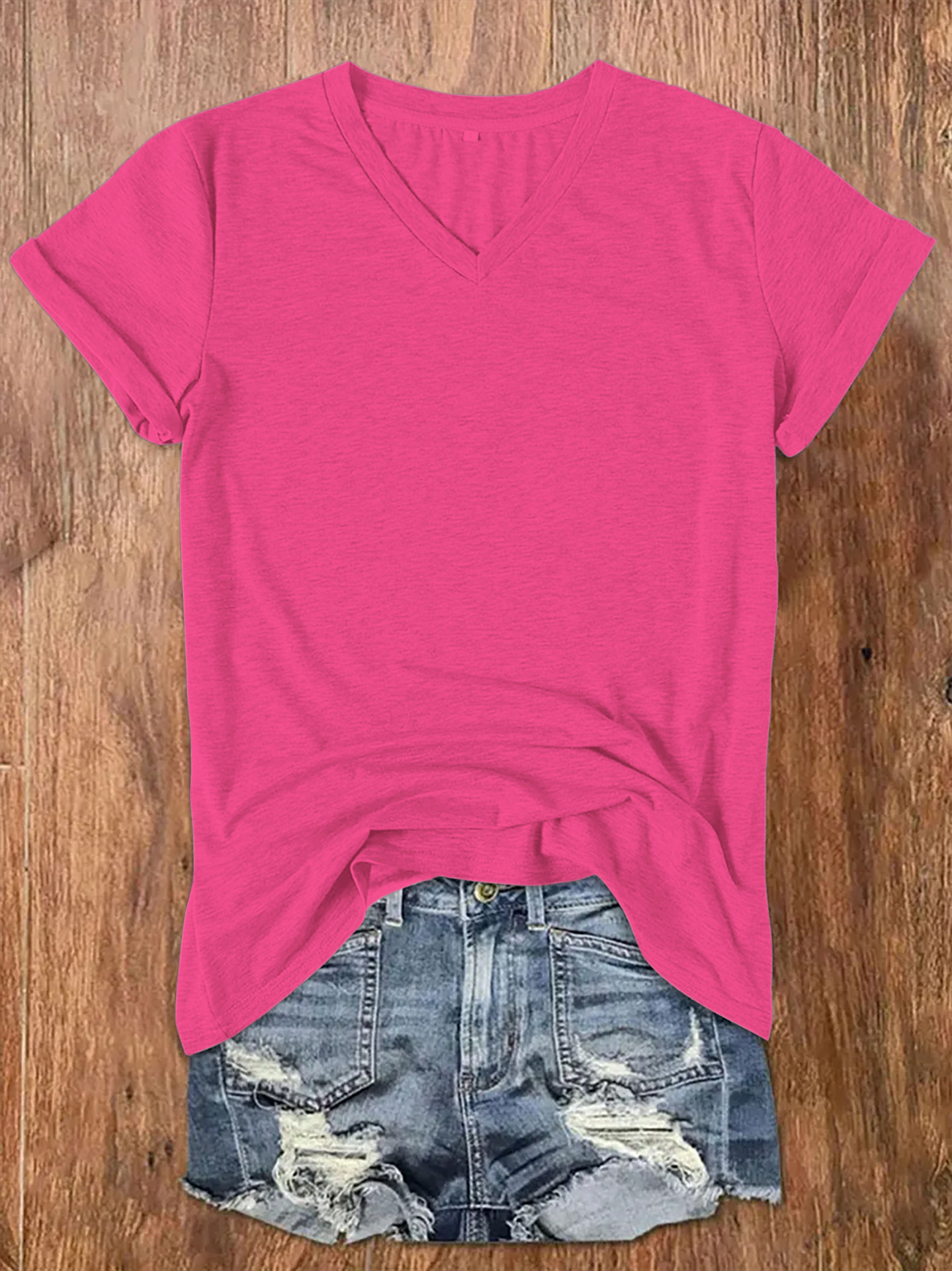 New V-neck short-sleeved T-shirt
