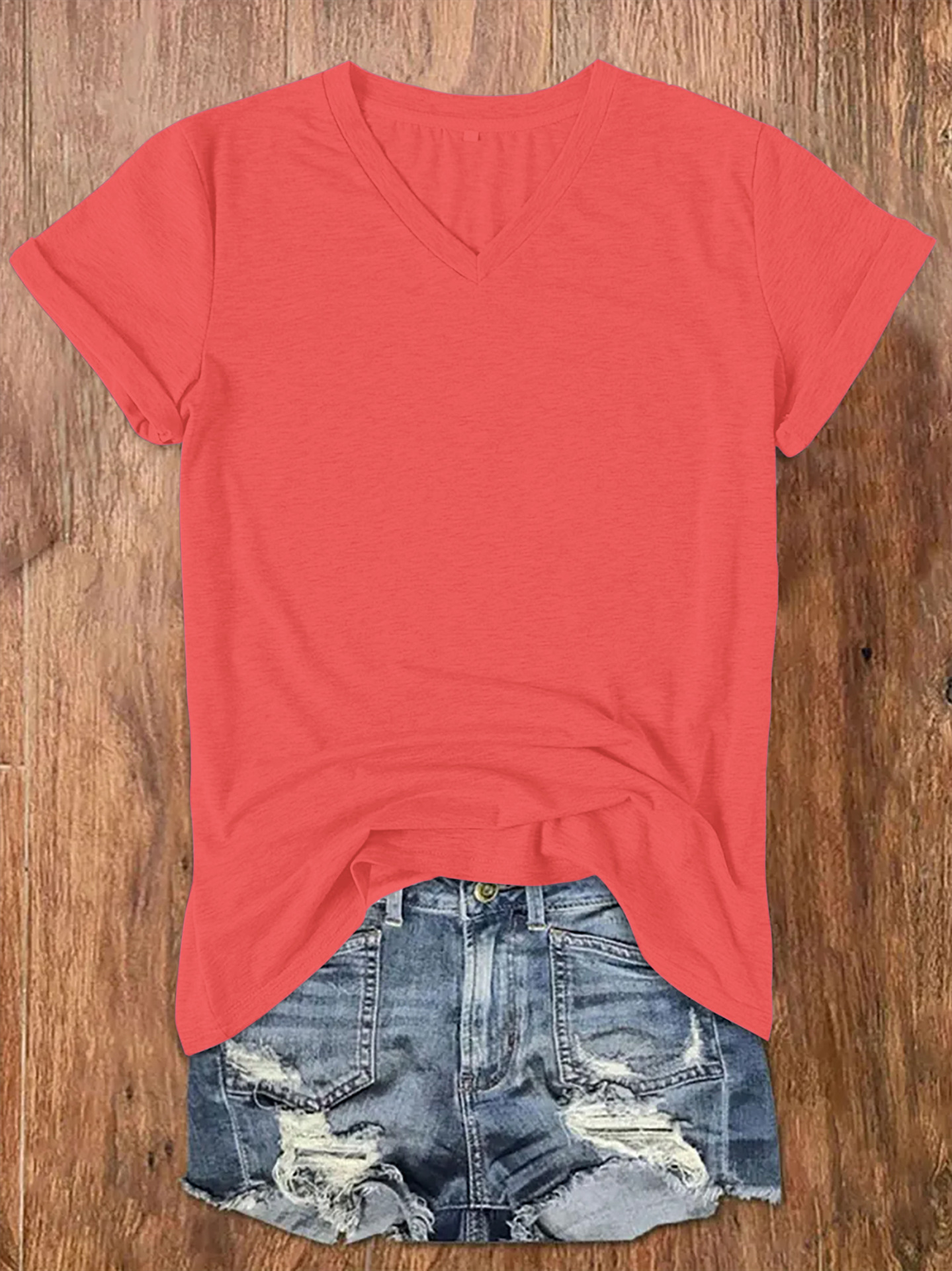 New V-neck short-sleeved T-shirt