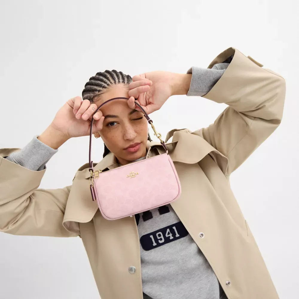 Nolita 19 In Signature Canvas