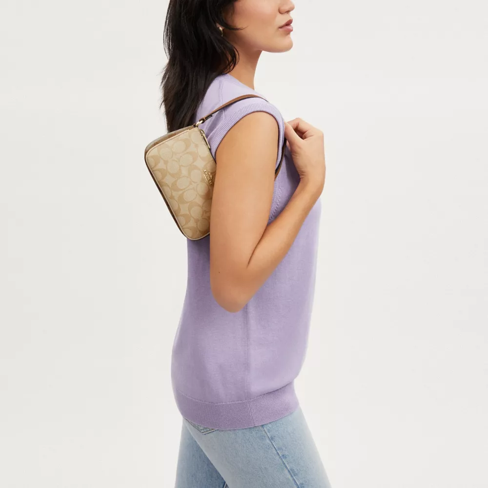 Nolthtita 19 In Blocked Signature Canvas