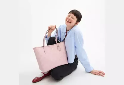 City Tote Bag In Signature Canvas