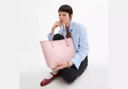 City Tote Bag In Signature Canvas