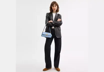 Jet Shoulder Bag