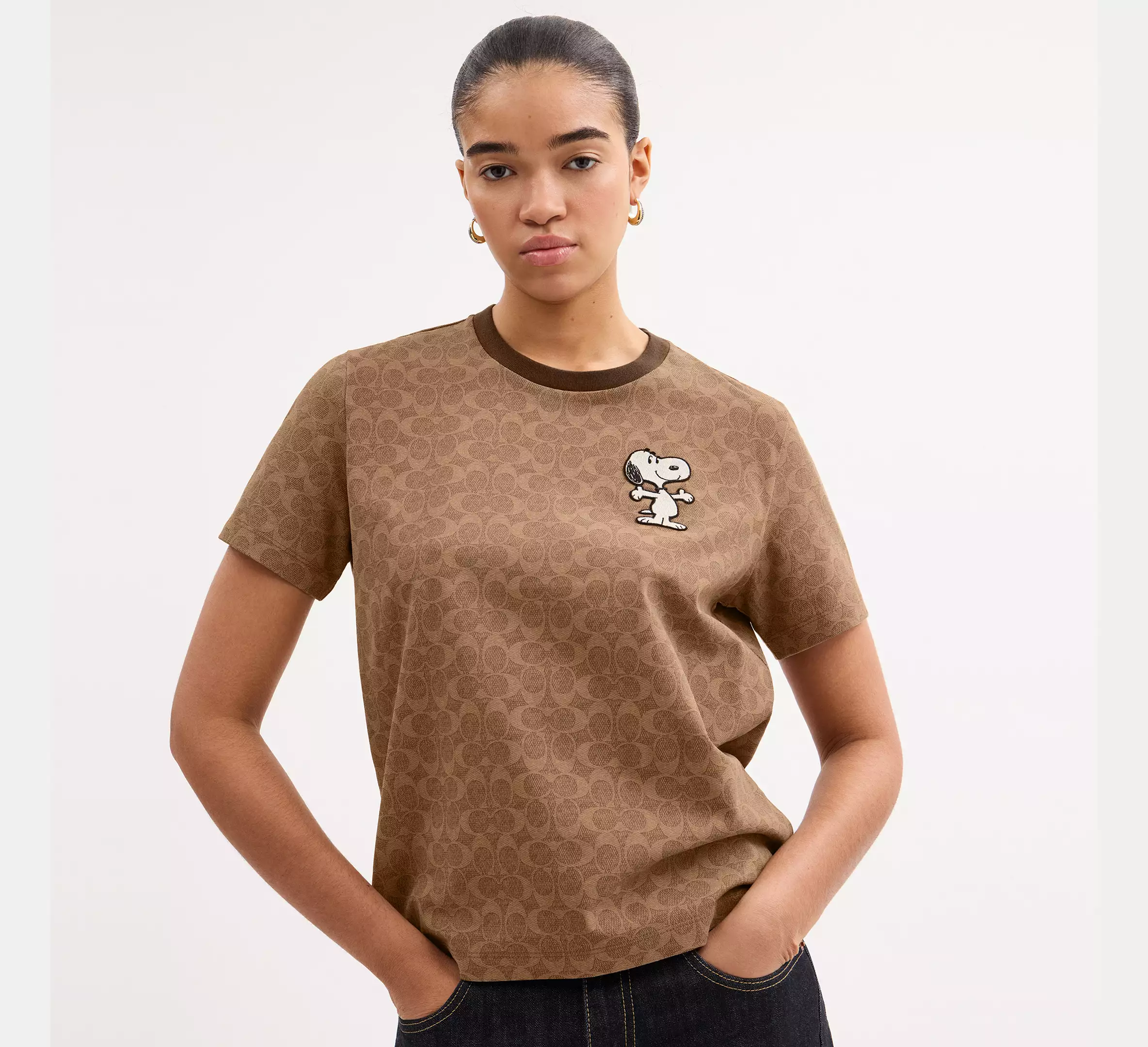 Cothtach X Peanuts Snoopy Signature Classic T Shirt In Organic Cotton