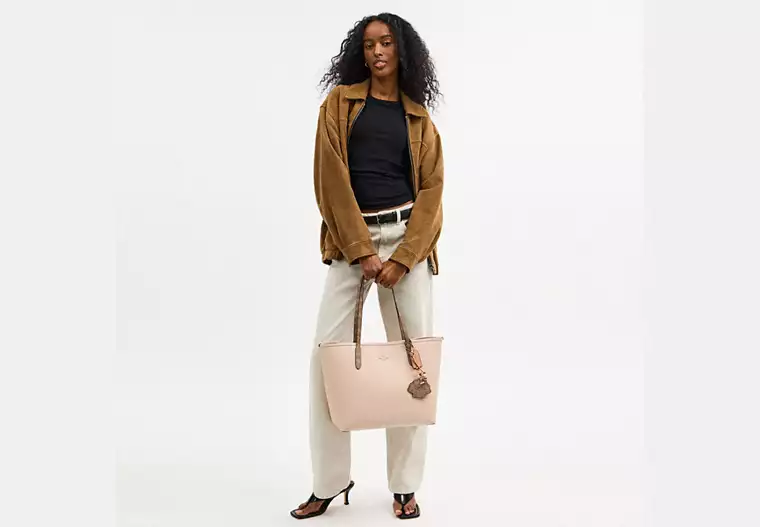City Tote Bag With Shell Charm
