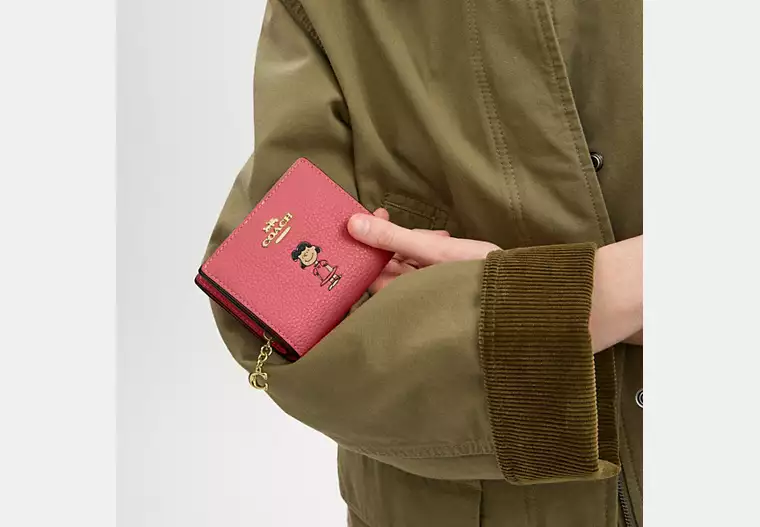 Coach X Peanuts Snap Wallet With Lucy