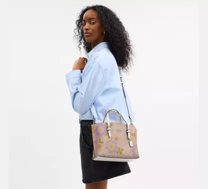 Mollie Tote Bag 25 In Signature Canvas With Floral Print