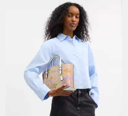 Mollie Tote Bag 25 In Signature Canvas With Floral Print