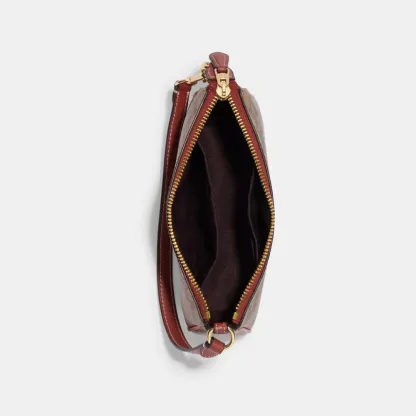 Nolthtita 19 In Colorblock Micro Signature Canvas