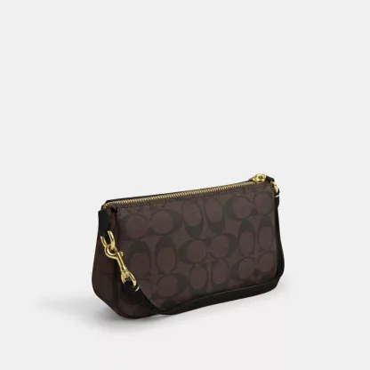 Nolthtita 19 In Signature Canvas