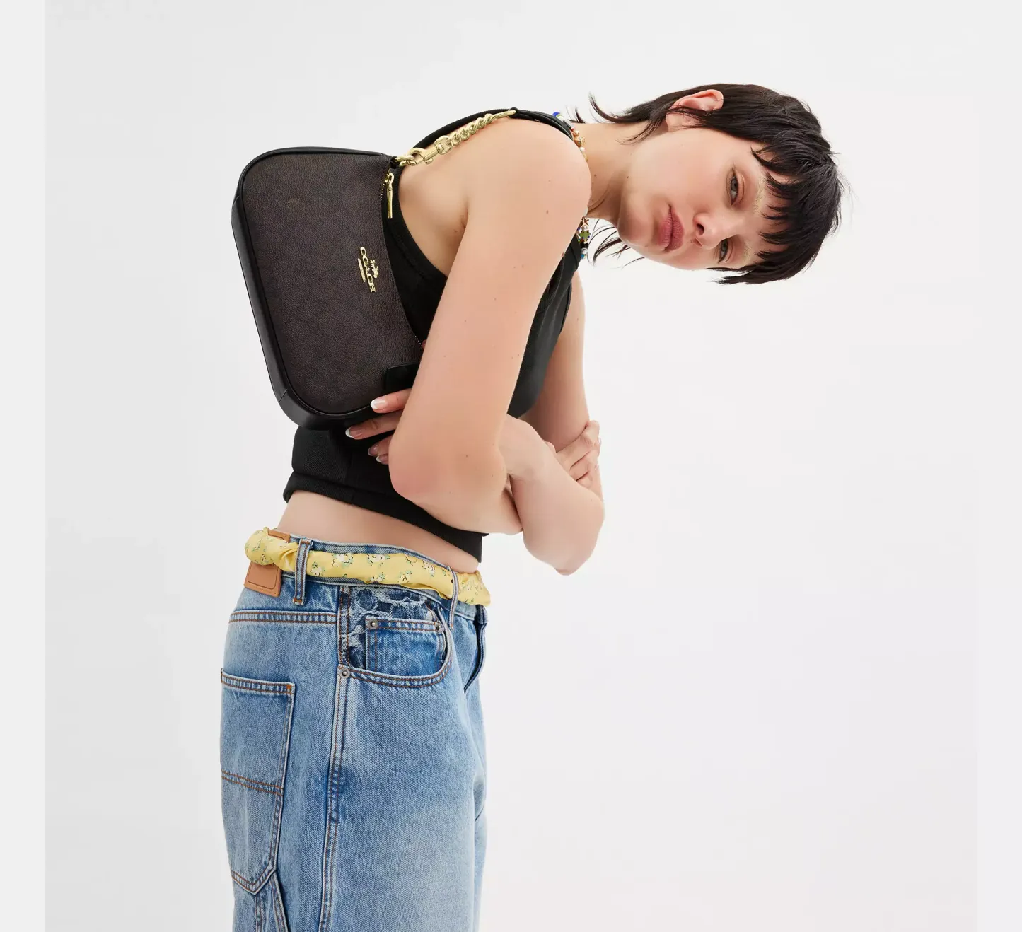 Teri Shoulder Bag In Signature Canvas