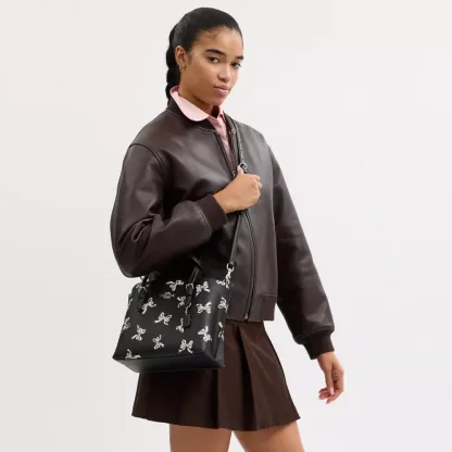 Mollie Tote Bag 25 With Bow Print