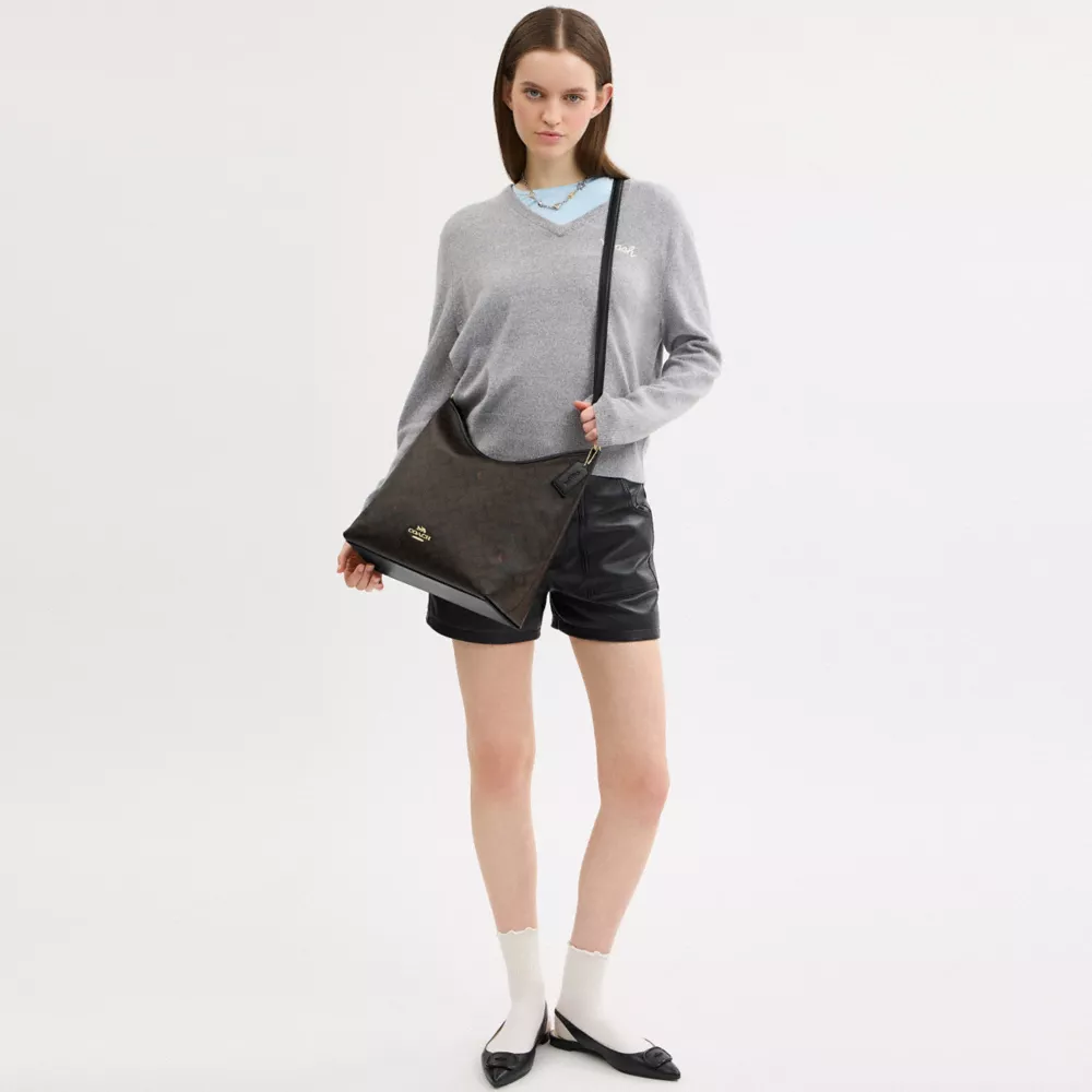 Laurel Large Shoulder Bag