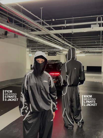 BLACK - WATERPROOF ZIP HOODIE -