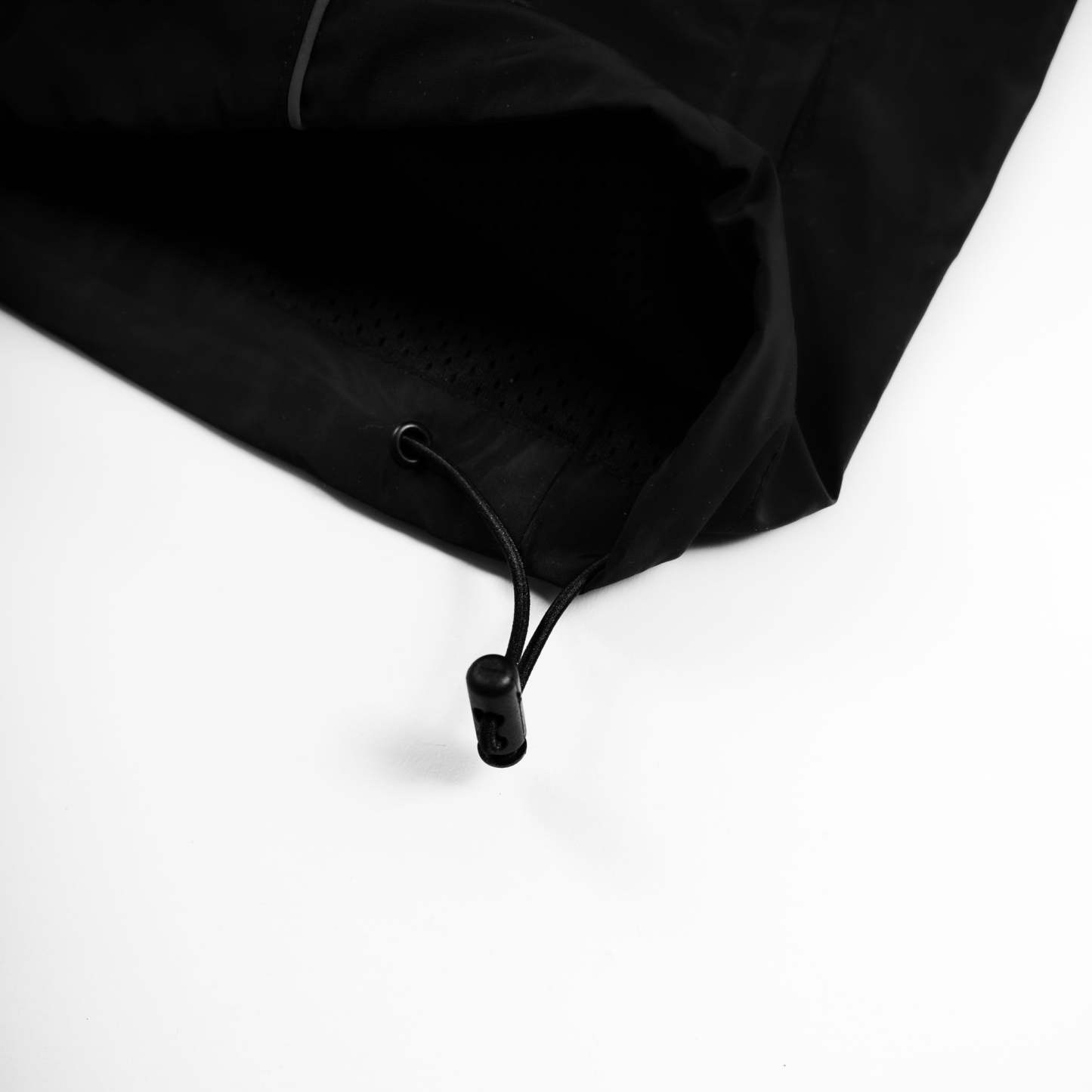 BLACK - WATERPROOF ZIP HOODIE -