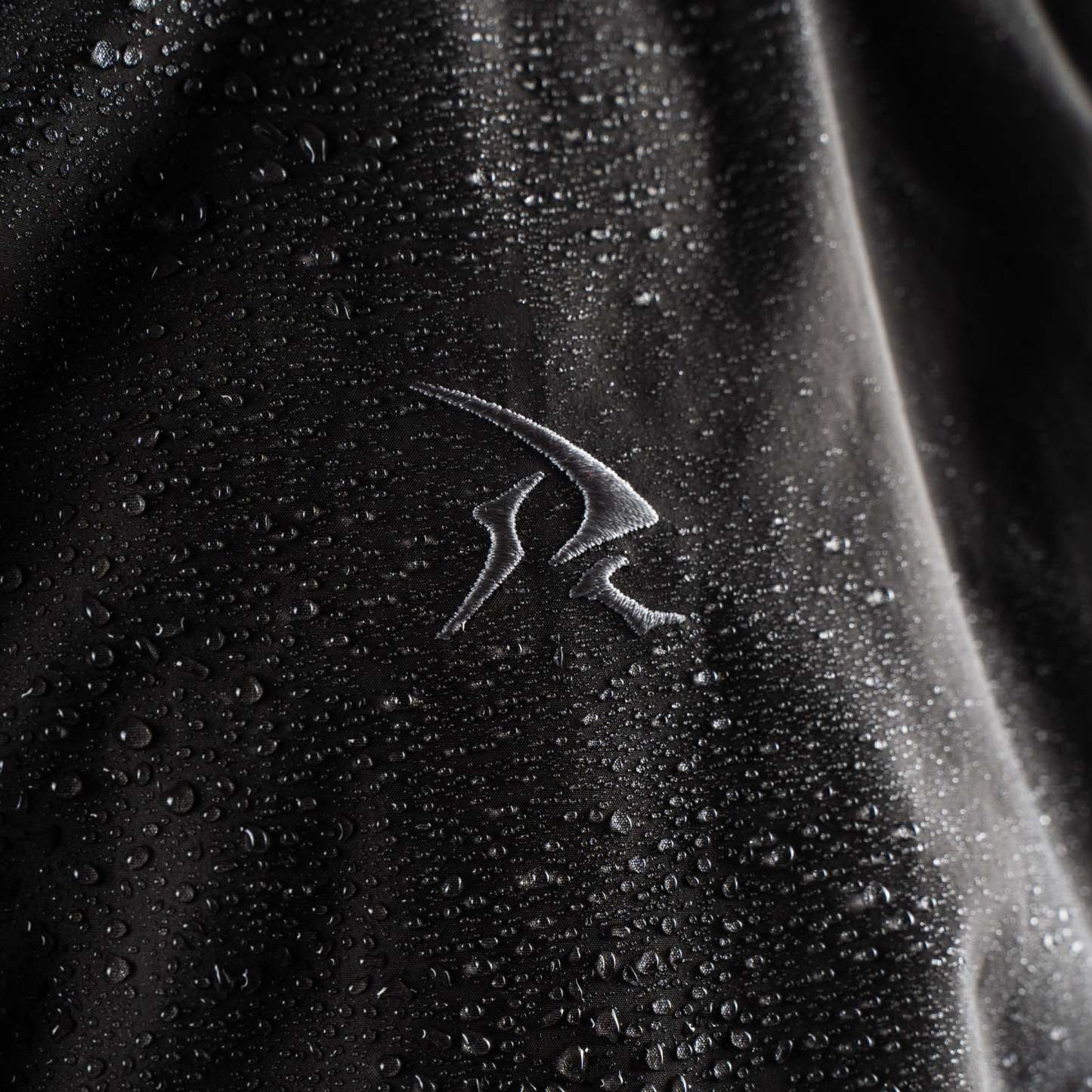 BAthtLACLAVA RAIN JACKET -