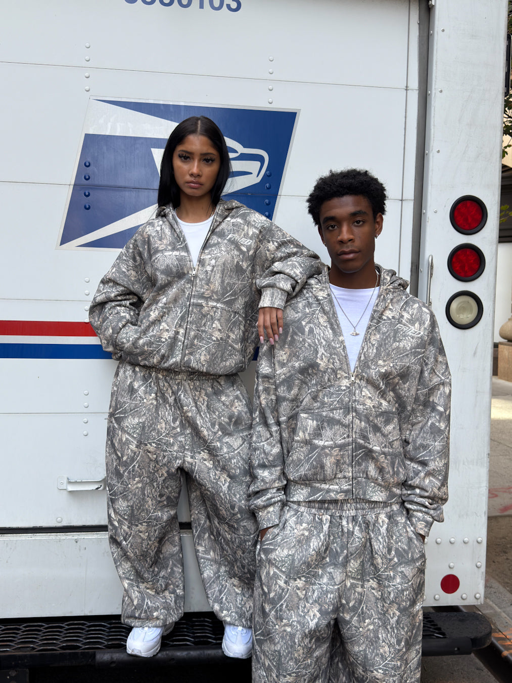 CAMO - BAthtLACLAVA ZIP HOODIE -