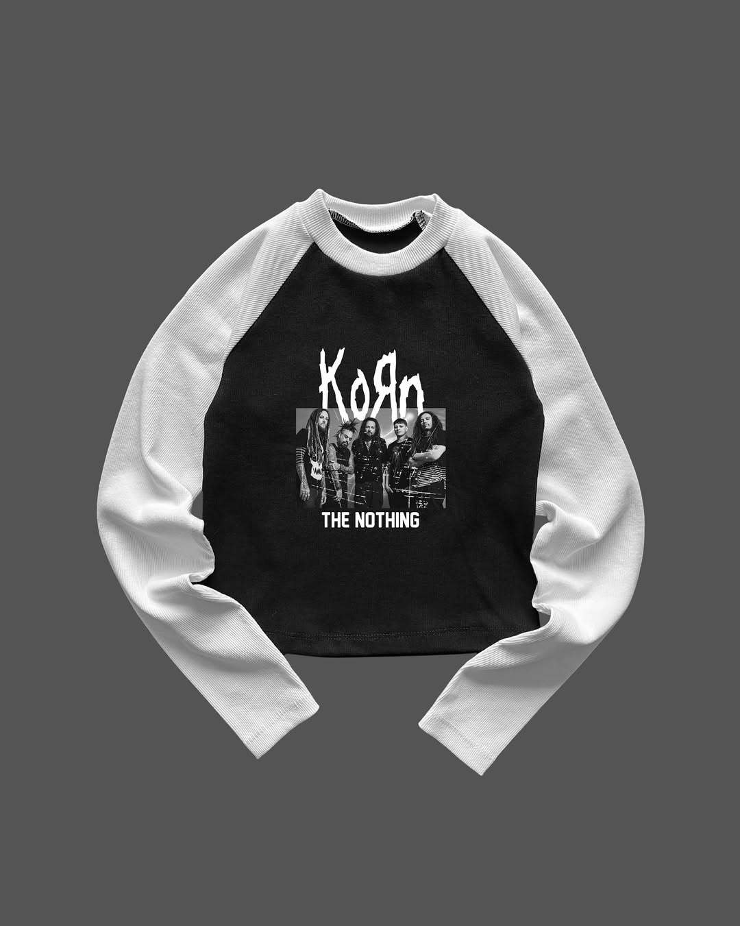 Everyday versatile long-sleeved top