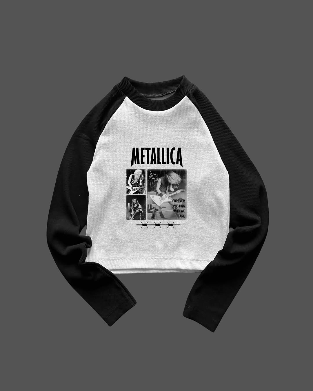 Everyday versatile long-sleeved top