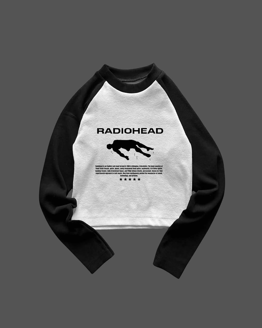 Everyday versatile long-sleeved top