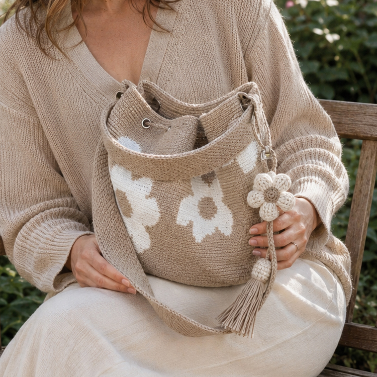 ⭐Hand-Knit Floral Shoulder Bag | Spacious & Lightweight | Gift Card🌸