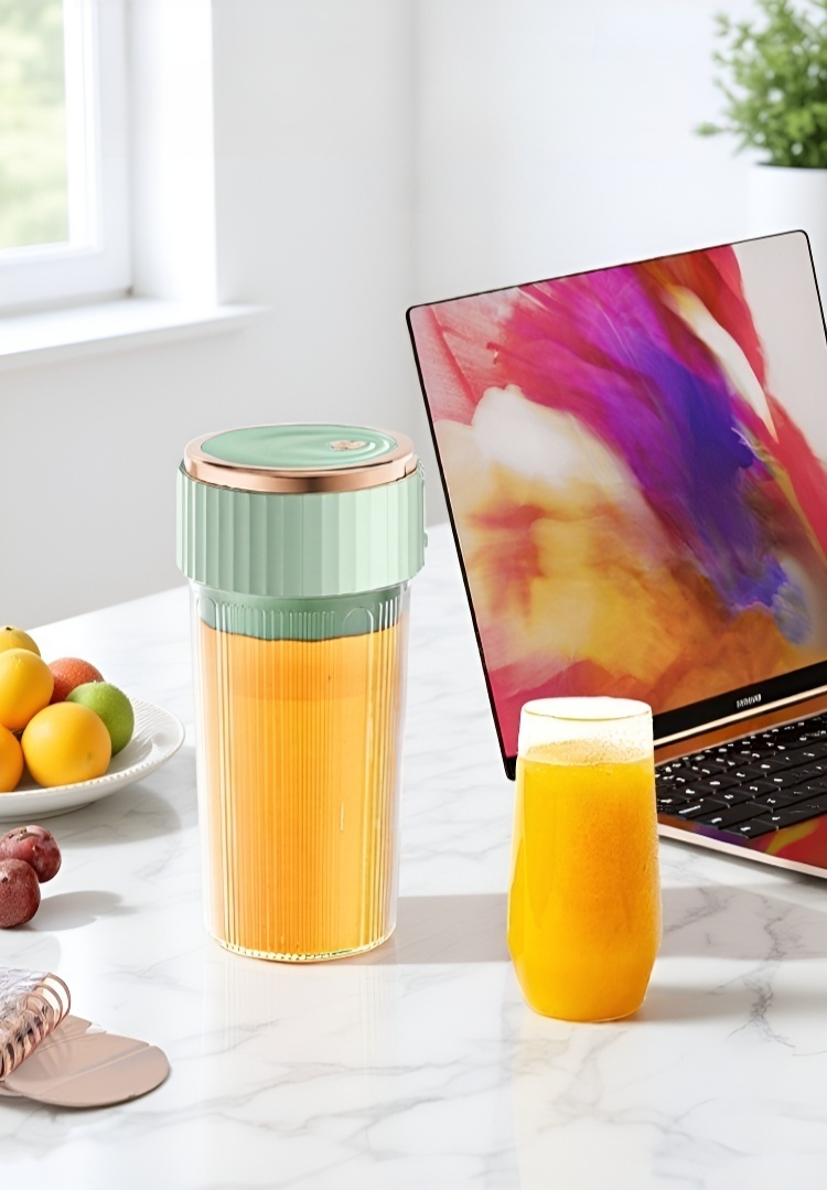 USB Powered Portable Juicer Cup