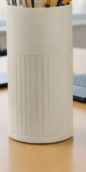 Elegant makeup brush organizer for professional and personal use