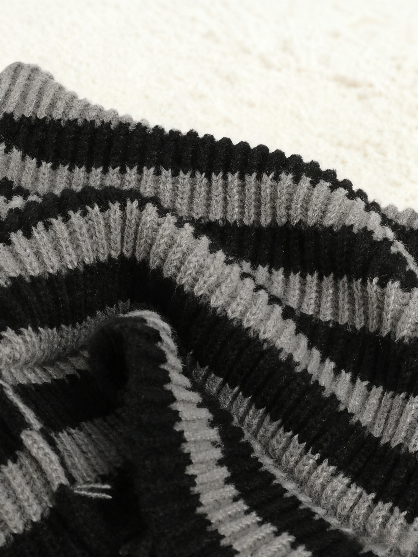 Bequeme Strickmütze mit Katzenohren – Herbstmode