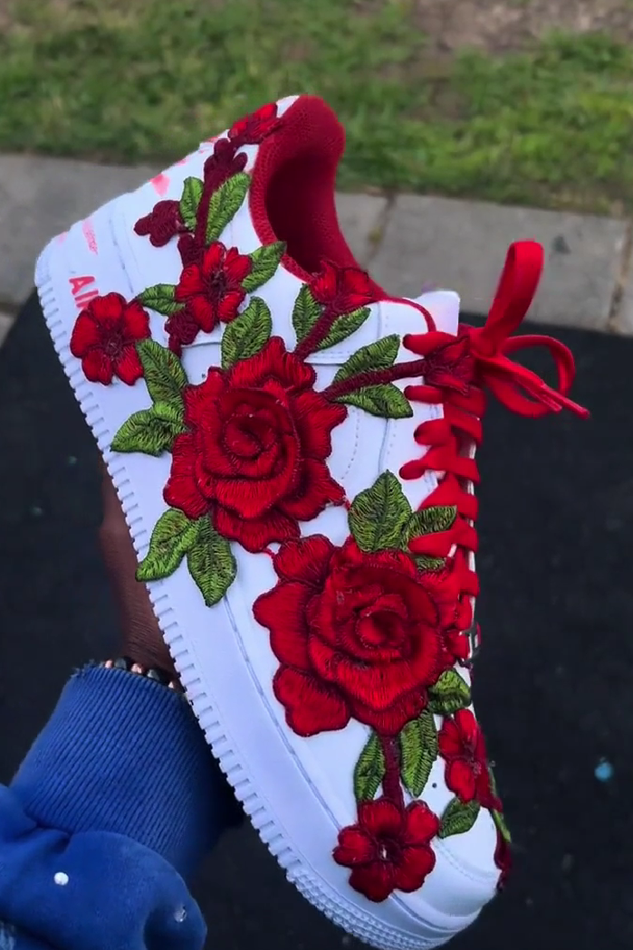 Red Rose Chunky-Lace Sneakers