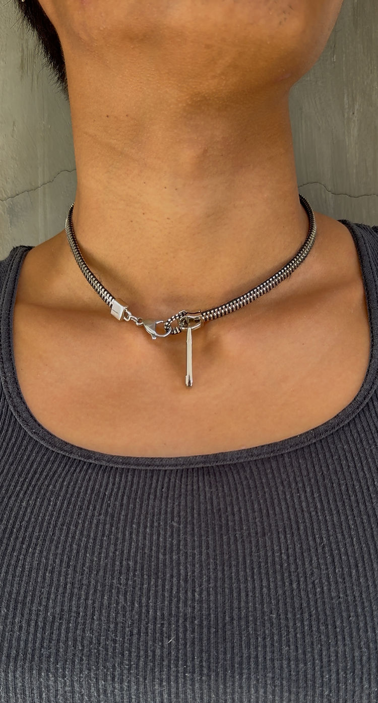 Zipper bracelet/necklace