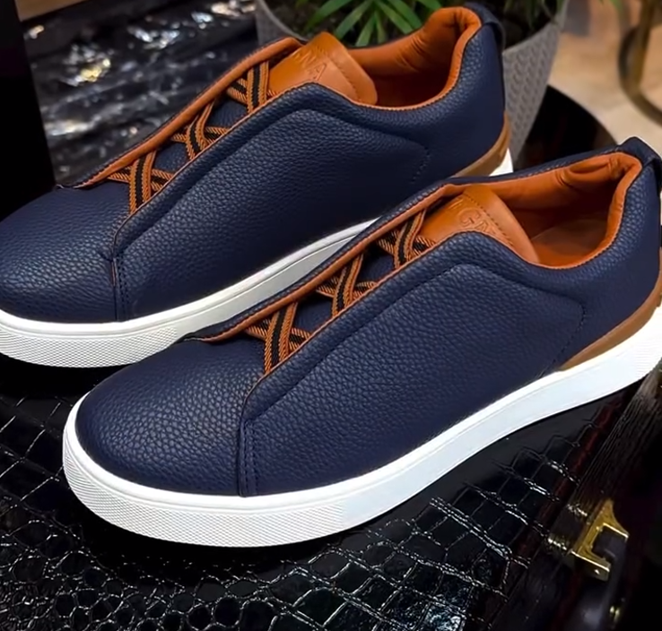 Leather slip-on casual shoes