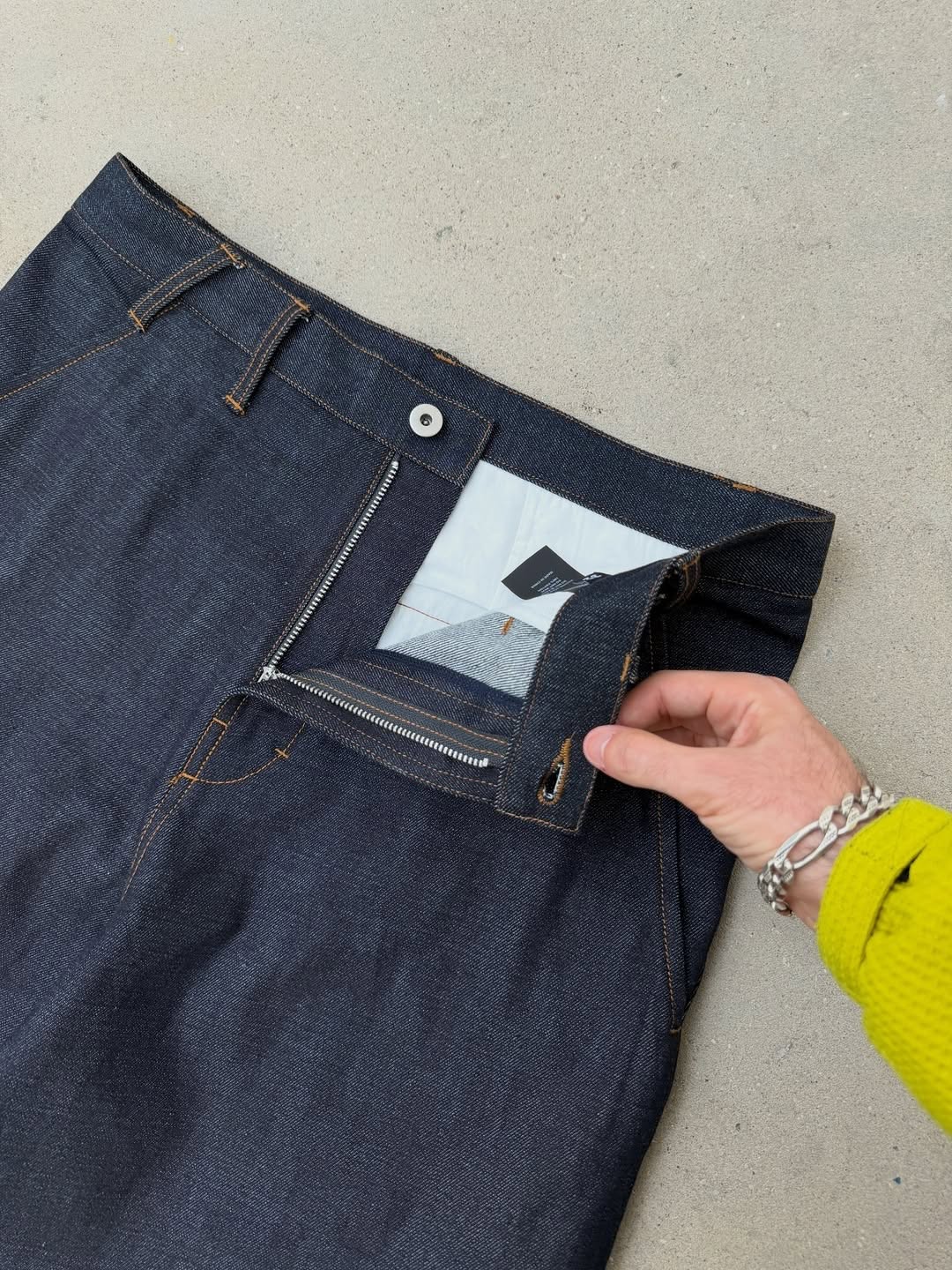 Two-way pocket raw selvedge jeans