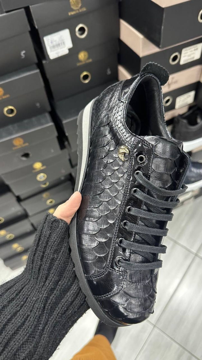 Handcrafted exclusive python leather shoes